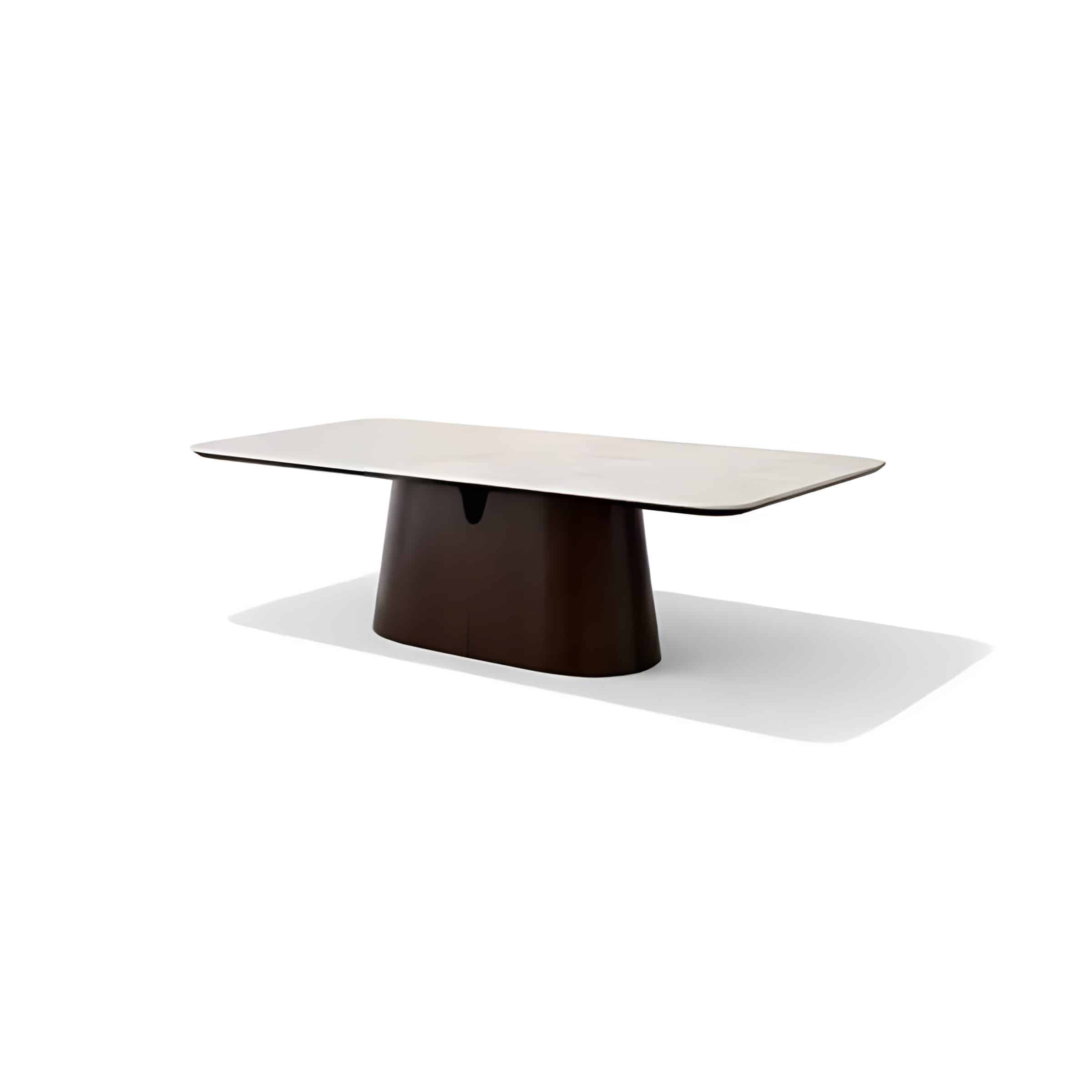 Kaxo Dining Table