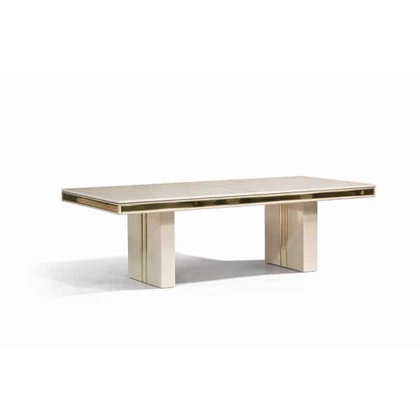 Vaya Dining Table and Chairs