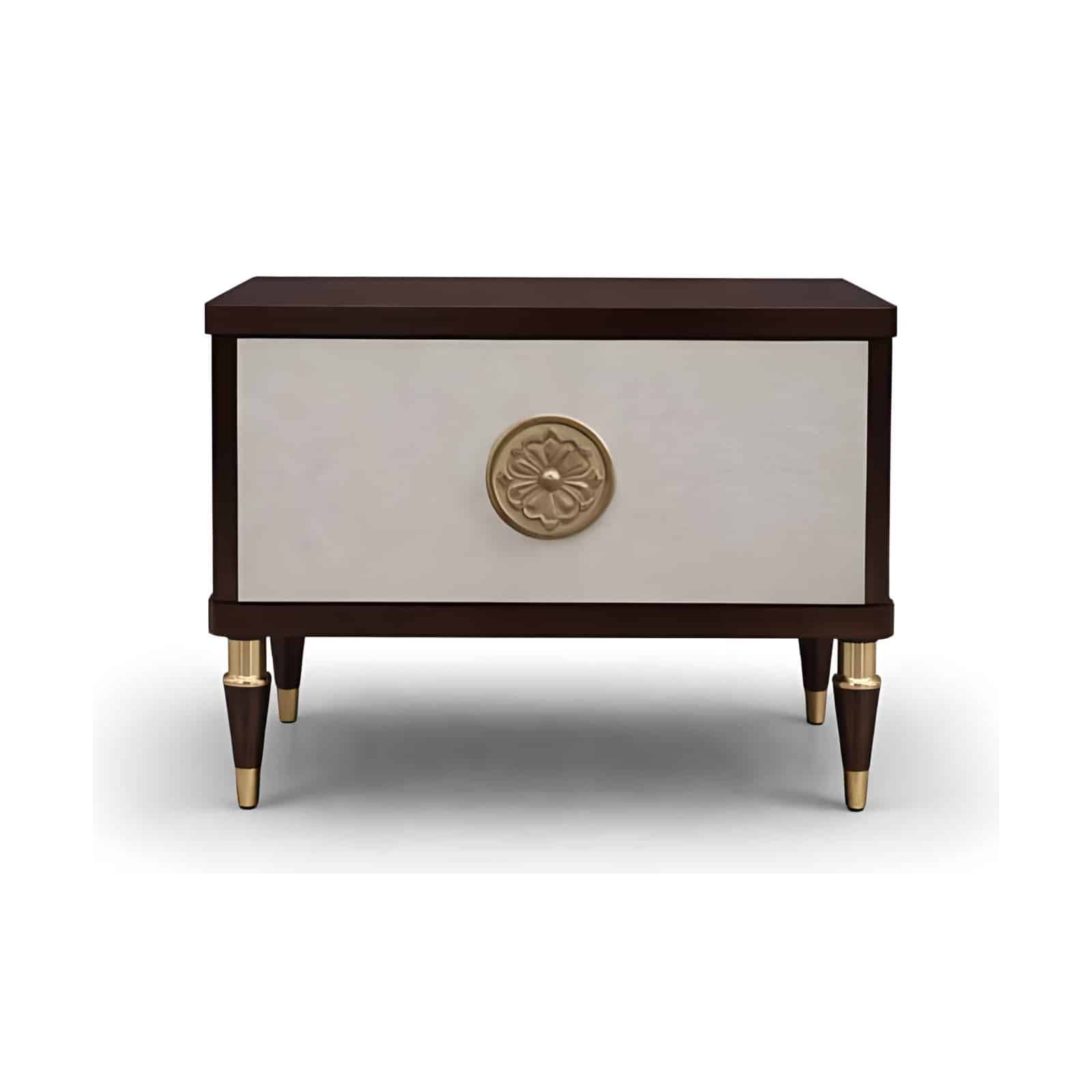 Bedroom set furniture finish and room styling view - image 61655