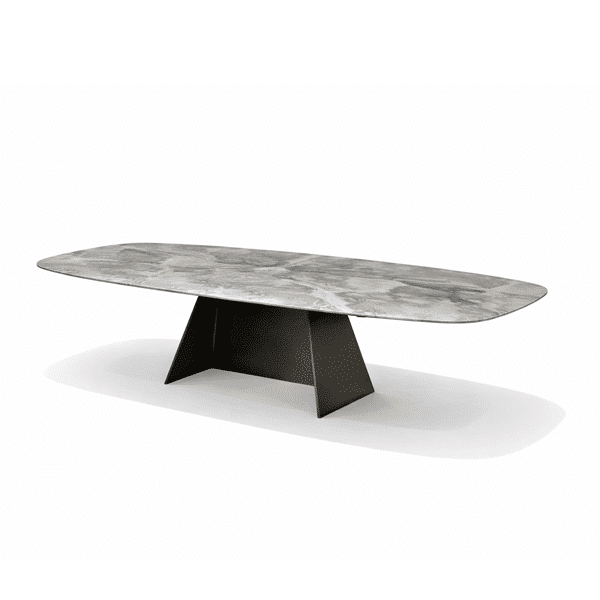 Tavo Dining Table and Chairs