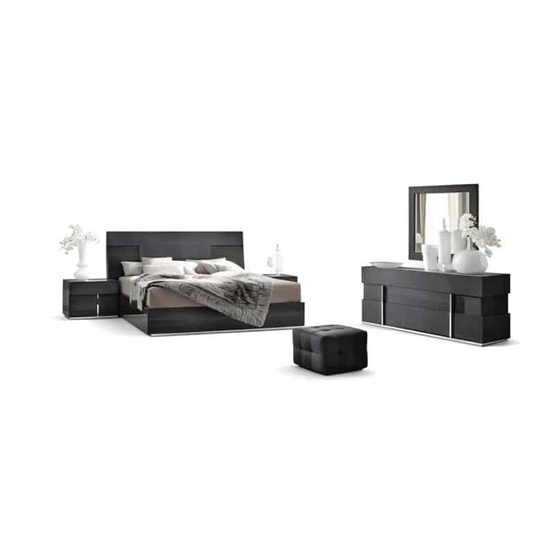 Rira Bedroom Set