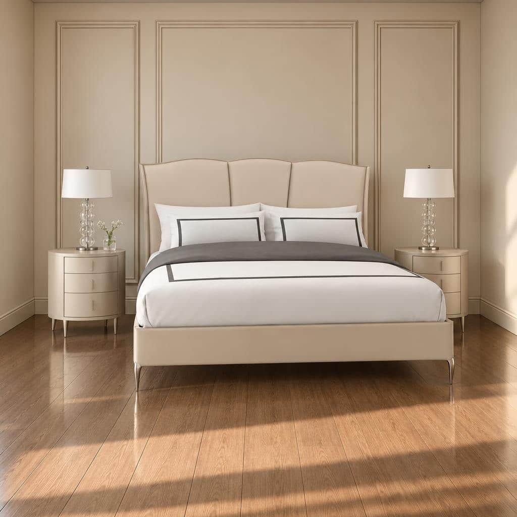 Bedroom set furniture finish and room styling view - image 65282